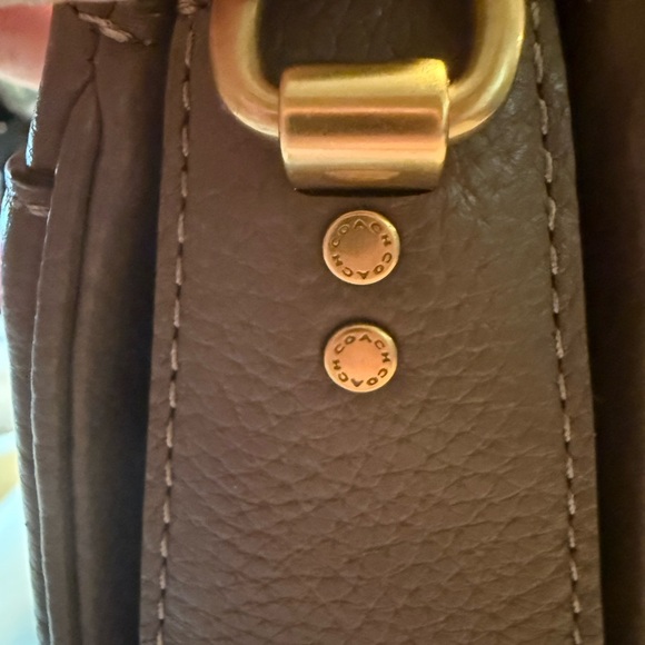 Coach Cassie 19 Pebbled Leather Turnlock Bag in Dark Stone - Picture 10 of 12